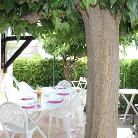 Pavillon Pres Pour 4 Pers. Avec Terrasse, Parking Et Wifi, Animaux Acceptes - - Fr-1-229-869 * Gruissan